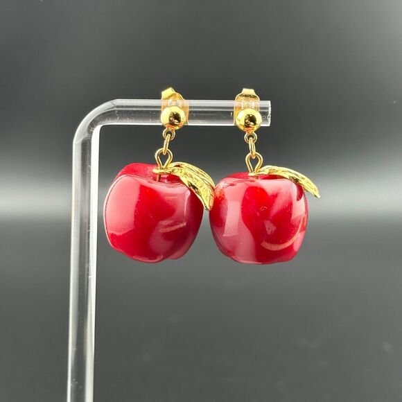 Vintage Avon Gold Tone & Red Light Pink Swirl Lucite Apple Dangle Earrings 1 in - Picture 7 of 12